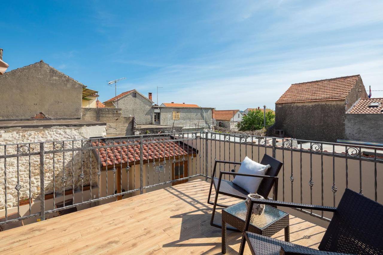 Villa Kameni Dvori Sveti Filip i Jakov